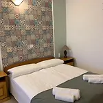 Sunray Guest House, Private & With Lovely Sea View Affittacamere Varna