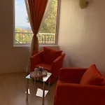 Sunray Guest House, Private & With Lovely Sea View 3*