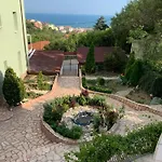 Sunray Guest House, Private & With Lovely Sea View Varna