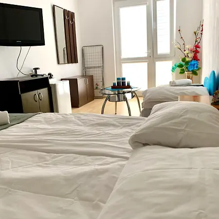 Sunray Guest House, Private & With Lovely Sea View בית הארחה וארנה