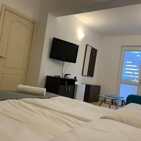 בית הארחה Sunray Guest House, Private & With Lovely Sea View וארנה