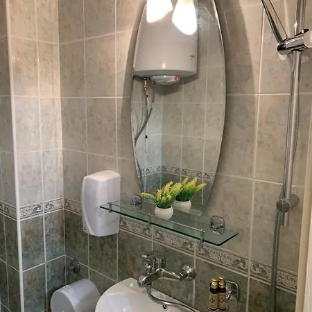 Sunray Guest House, Private & With Lovely Sea View 3* וארנה