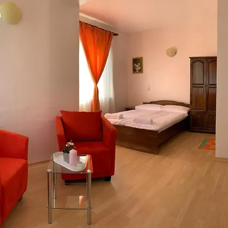 Sunray בית הארחה