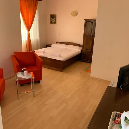 Sunray בית הארחה 3*