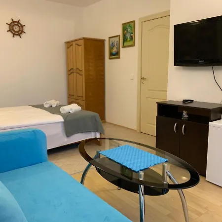 Penzion Sunray Guest House, Private & With Lovely Sea View 3*