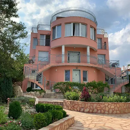 Guest house Sunray 3*