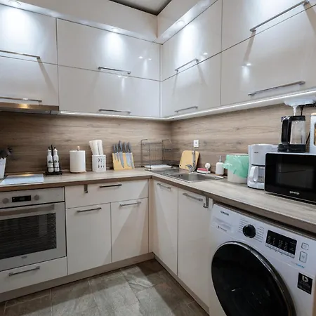 Sunray Guest House, Private & With Lovely Sea View
